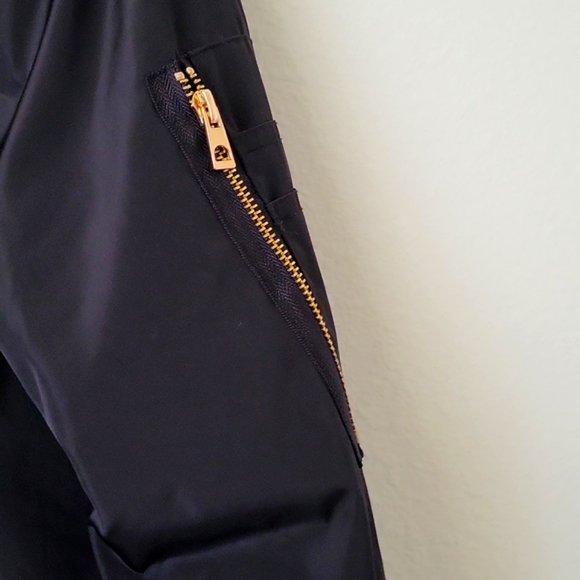 Black Bomber Jacket Gold Zipper Yellow Liner Fresh Laundry - Picture 3 of 11